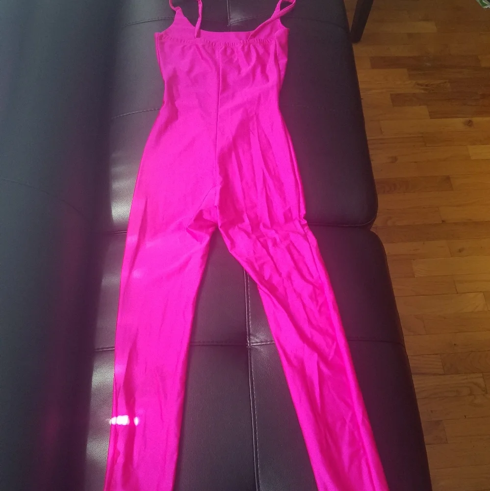 Women pink Jumpsuit Fashion Nova size  Medium preowned - Picture 2 of 5